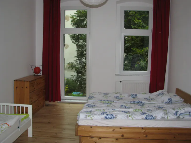 BRIGHT FURNISHED 2-ROOM APARTMENT / 2-Zimmer in Berlin: Helle Wohnung mit Balkon — photo 1